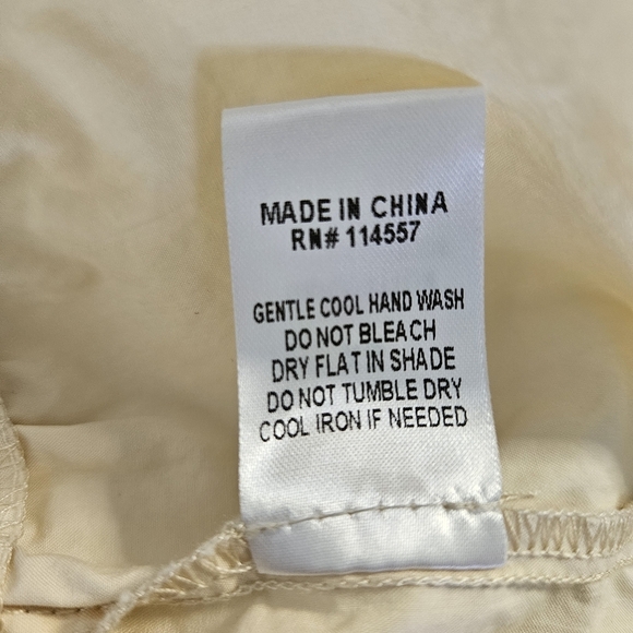 THML Embroidered Floral V-neck Flutter Sleeve Cream Top XS - Picture 5 of 10